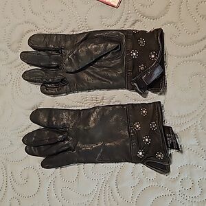 Wilsons Womens Leather Gloves In Black